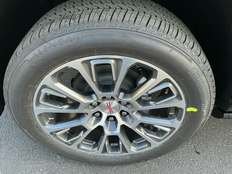2025 GMC Yukon