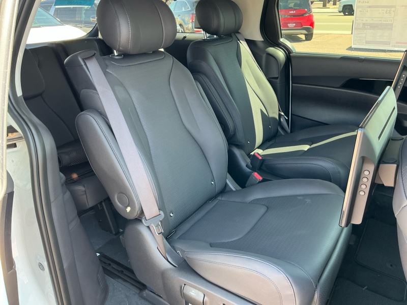 2025 Kia Carnival Hybrid