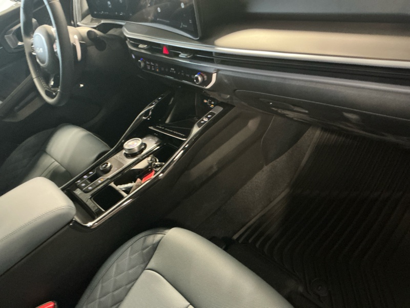 2025 Kia Sorento Hybrid