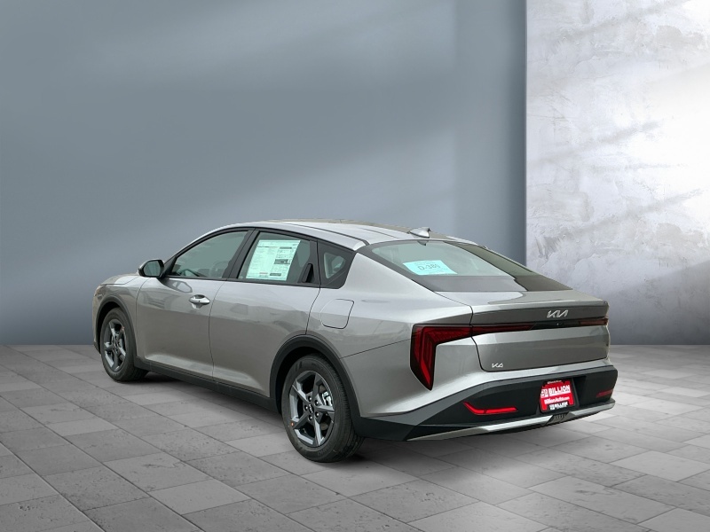 2025 Kia K4