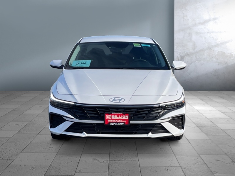 2024 Hyundai Elantra Hybrid