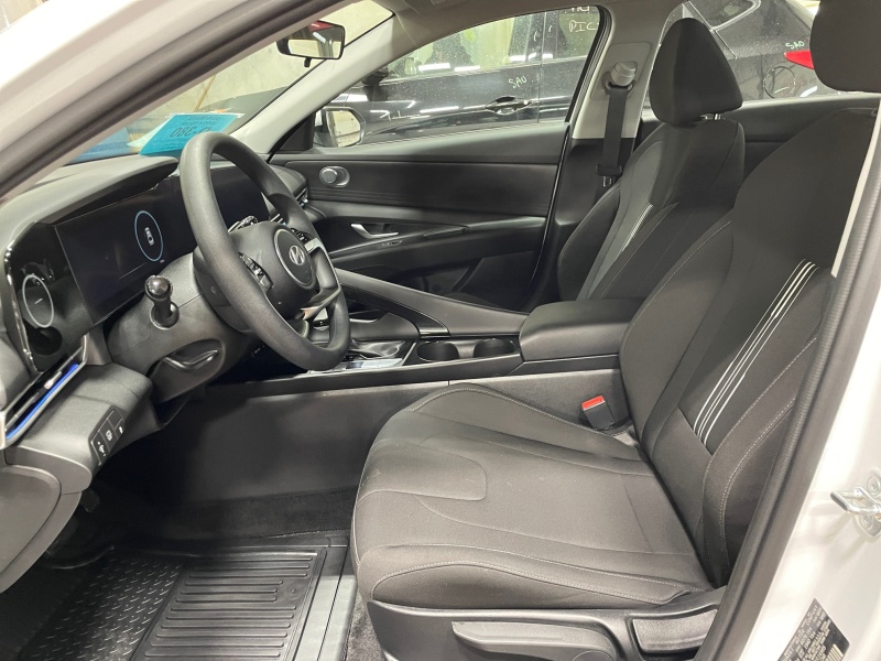 2024 Hyundai Elantra Hybrid