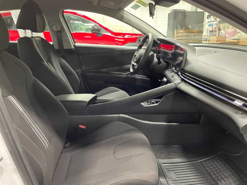 2024 Hyundai Elantra Hybrid