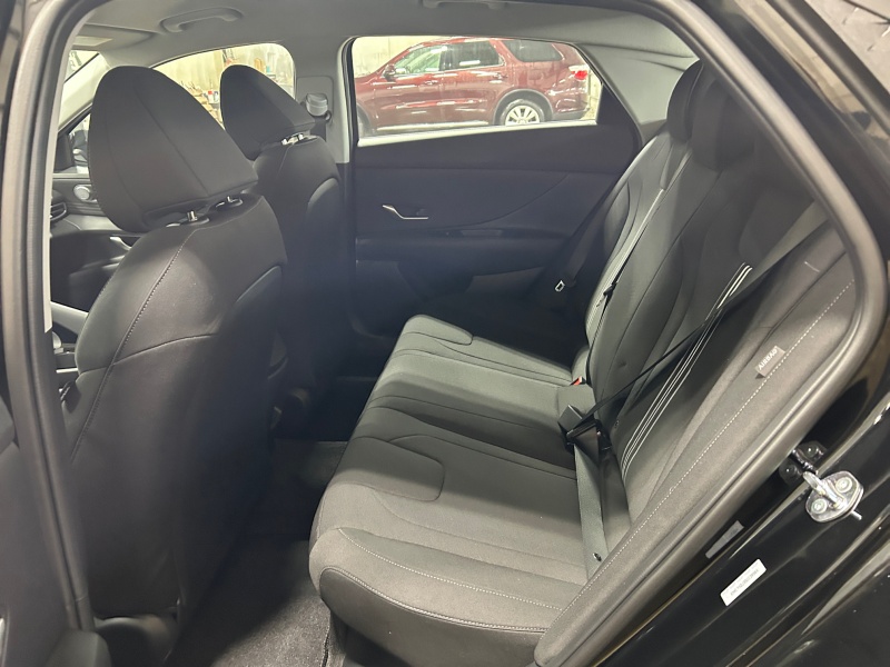 2025 Hyundai Elantra Hybrid