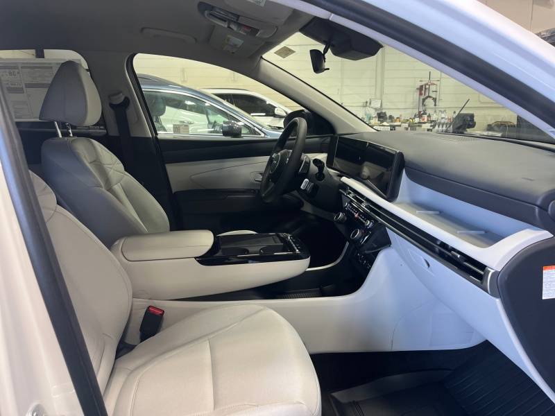 2025 Hyundai Tucson Hybrid