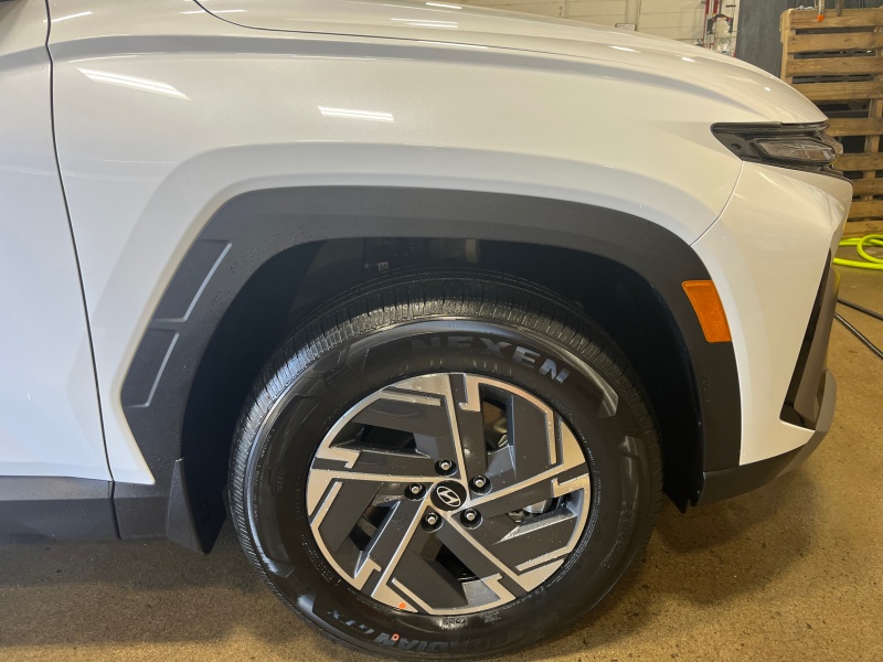 2025 Hyundai Tucson Hybrid
