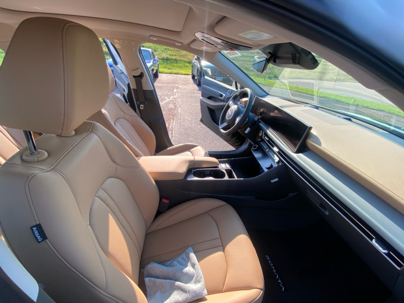 2025 Hyundai Sonata Hybrid