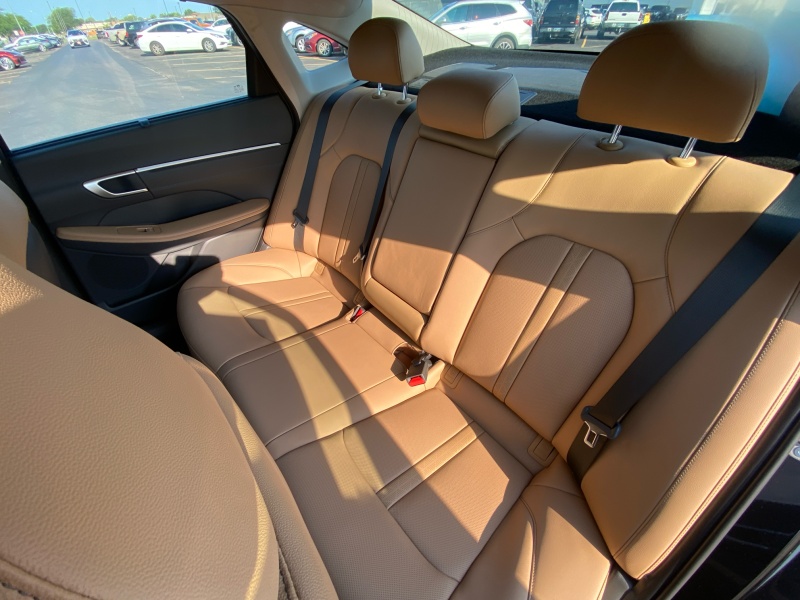 2025 Hyundai Sonata Hybrid