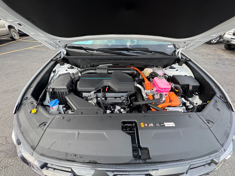 2025 Hyundai Tucson Hybrid