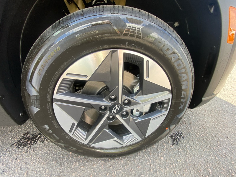 2025 Hyundai Tucson Hybrid