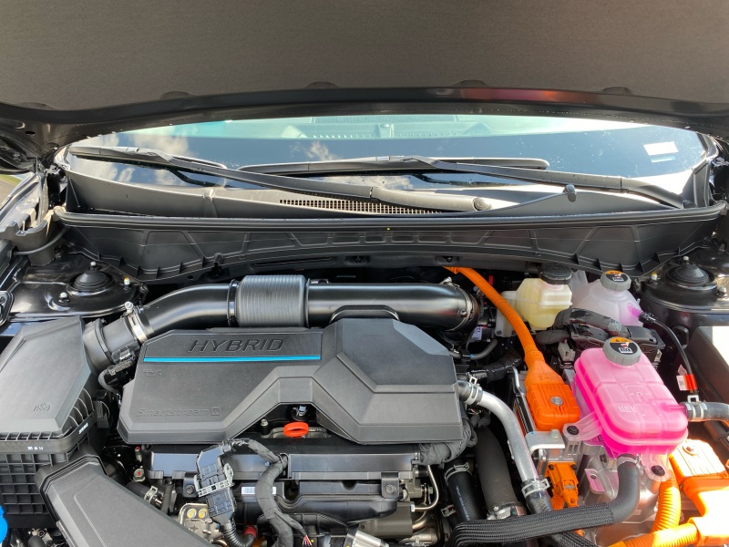 2025 Hyundai Tucson Hybrid
