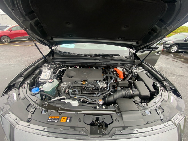 2025 Mazda CX-50 Hybrid