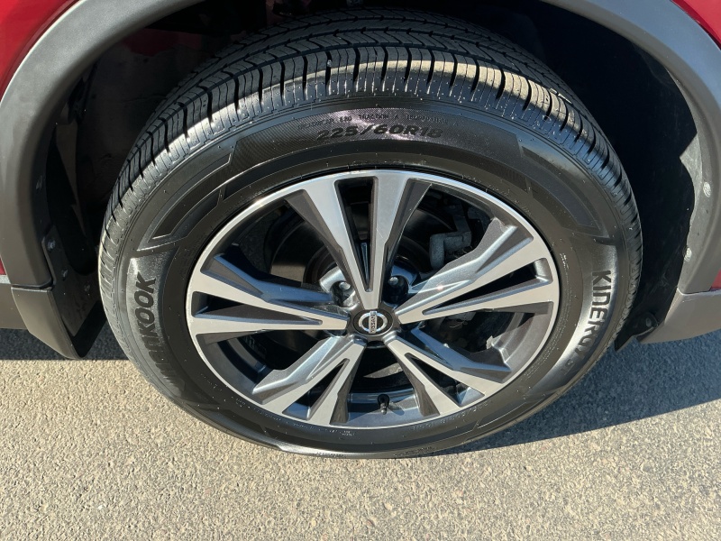 2020 Nissan Rogue