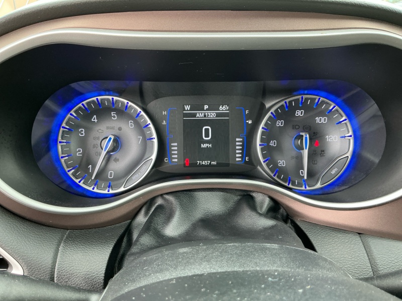 2023 Chrysler Voyager