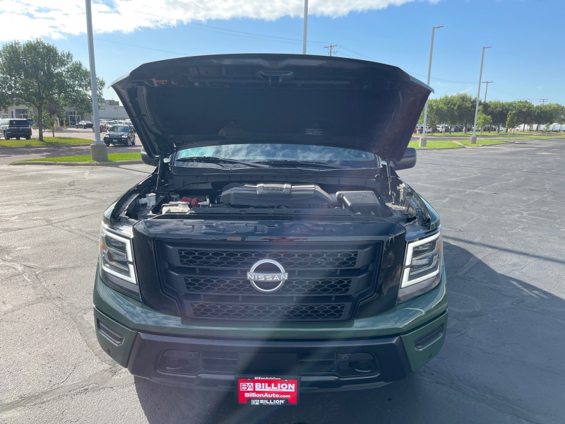 2024 Nissan Titan