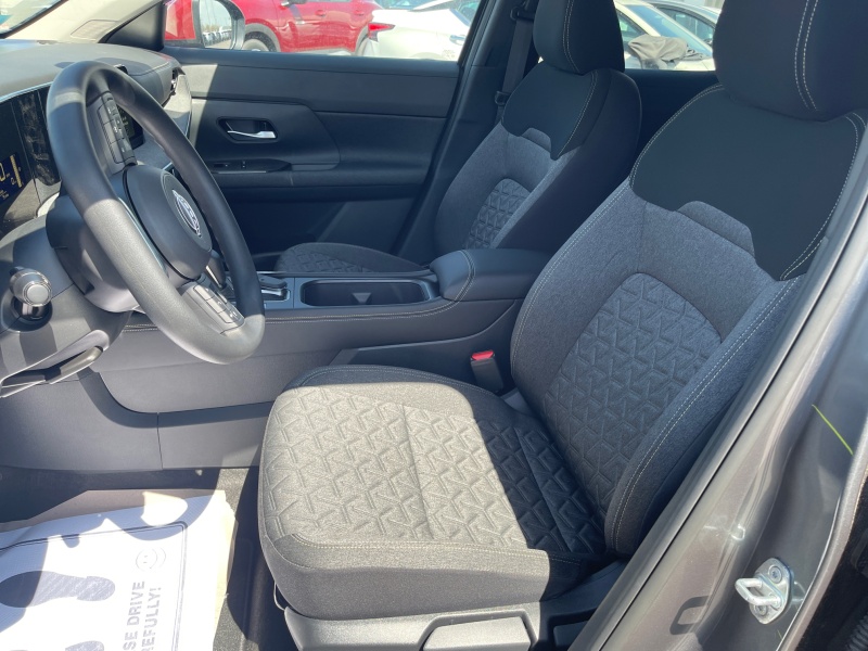2025 Nissan Kicks