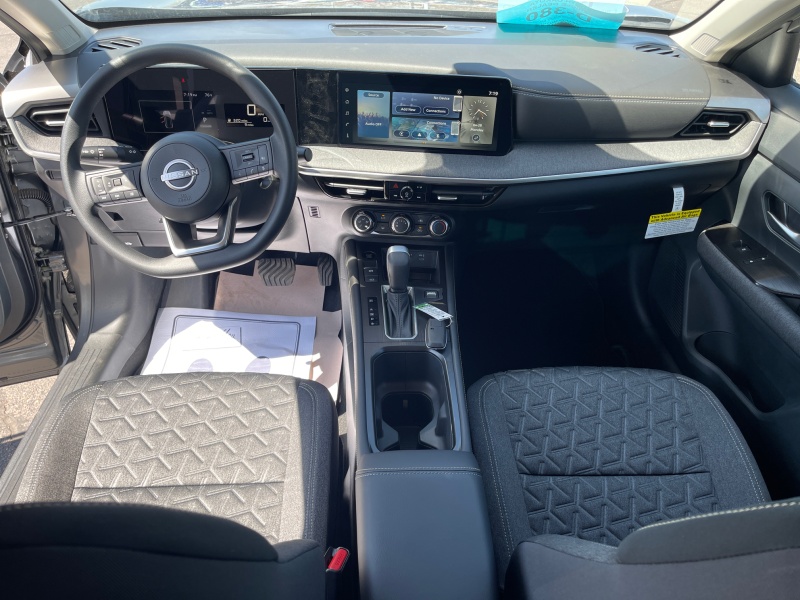 2025 Nissan Kicks