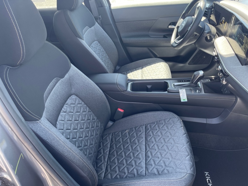 2025 Nissan Kicks