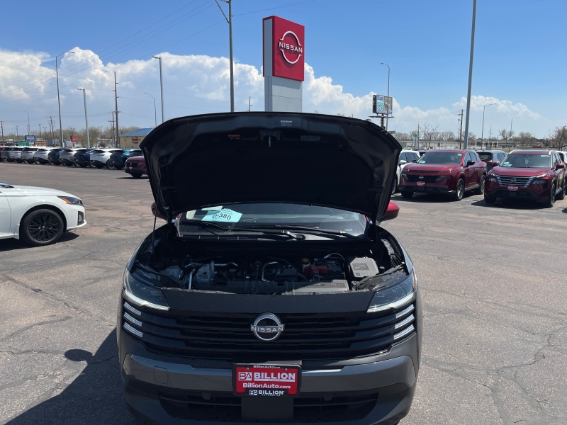 2025 Nissan Kicks