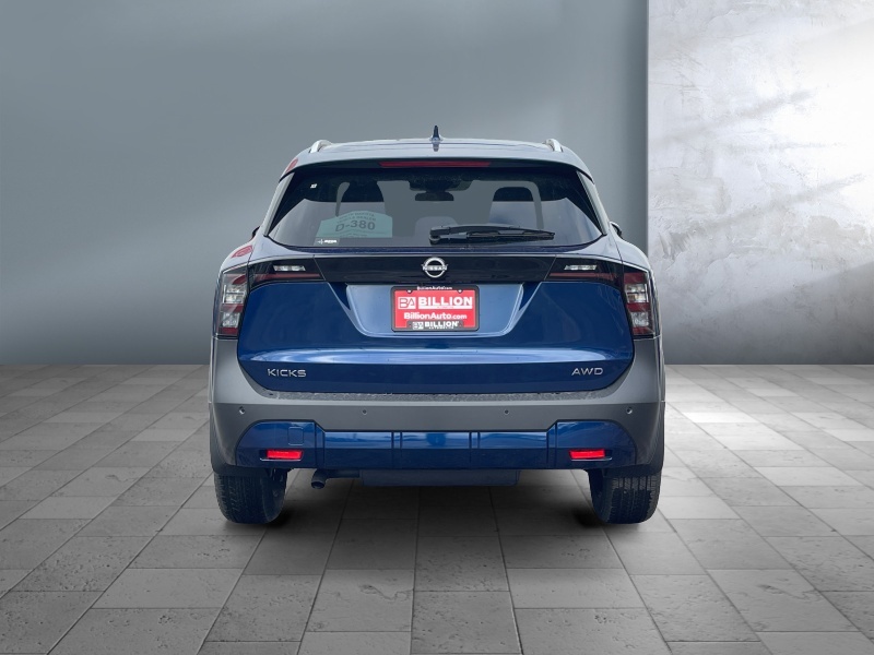 2025 Nissan Kicks