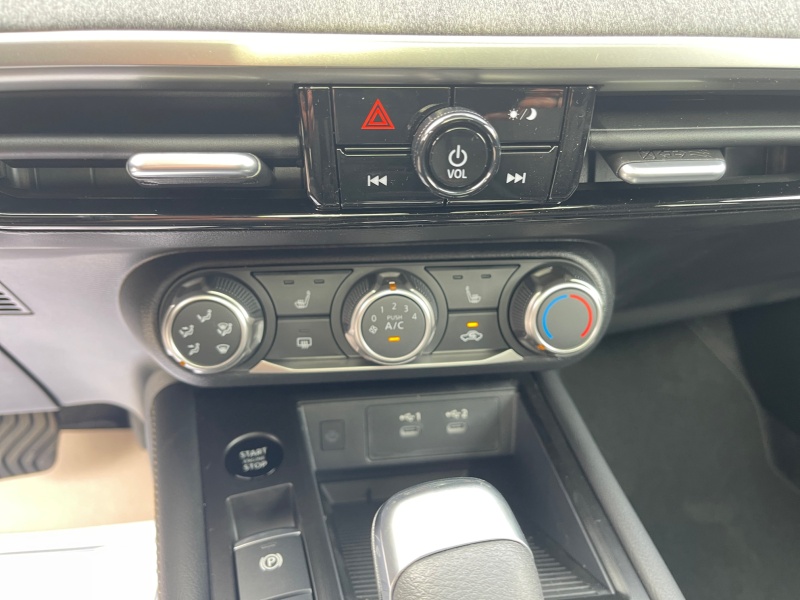 2025 Nissan Kicks