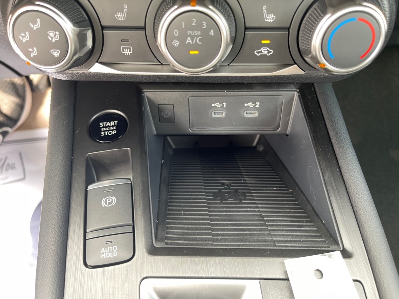 2025 Nissan Kicks