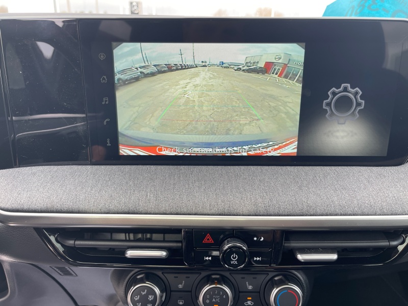 2025 Nissan Kicks