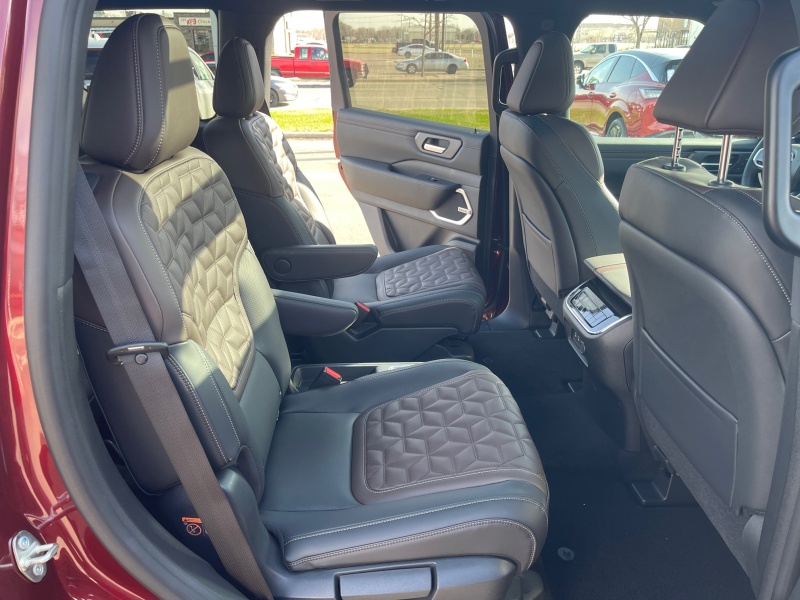 2025 Nissan Armada