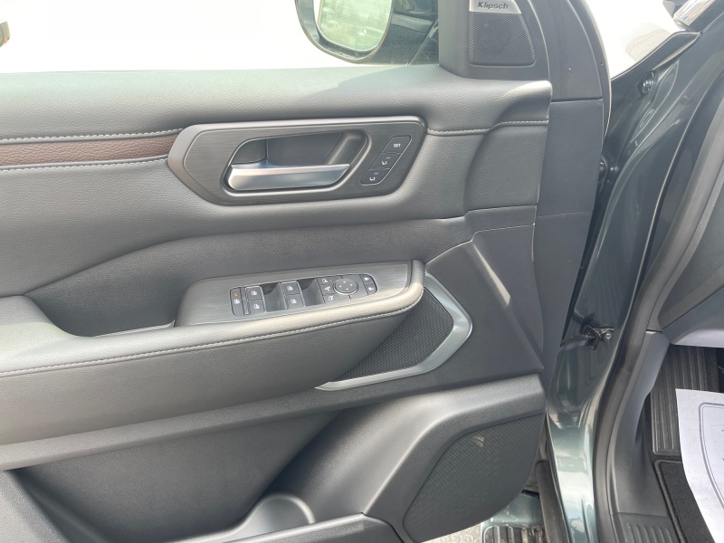 2025 Nissan Armada