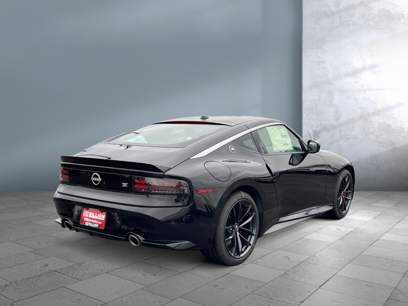 2025 Nissan Z