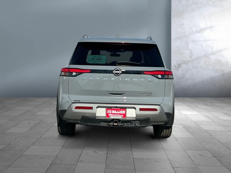 2022 Nissan Pathfinder