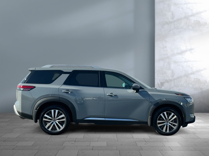 2022 Nissan Pathfinder