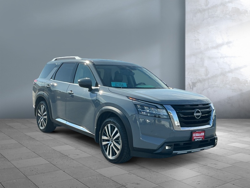 2022 Nissan Pathfinder