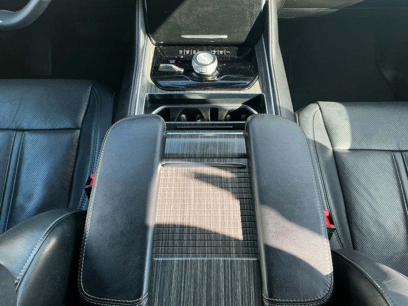 2023 Jeep Wagoneer L