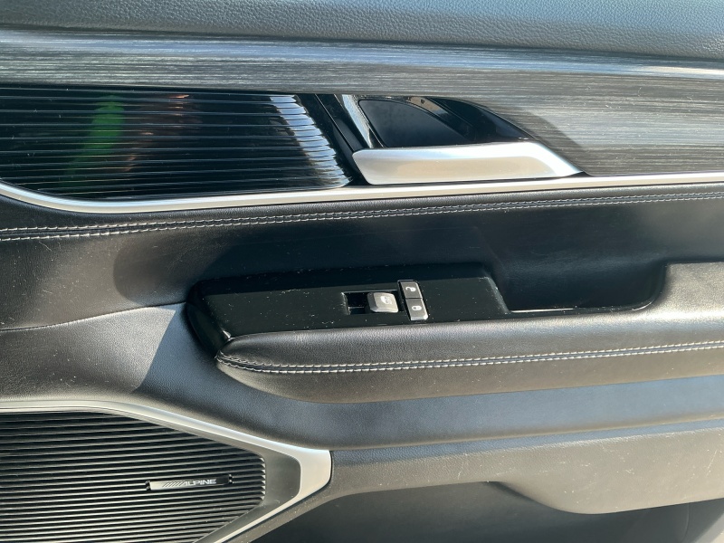 2023 Jeep Wagoneer L
