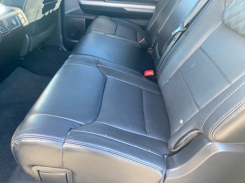 2015 Toyota Tundra 4WD Truck
