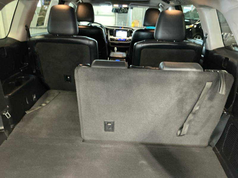2016 Toyota Highlander