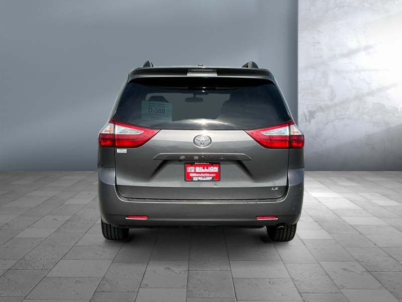 2017 Toyota Sienna