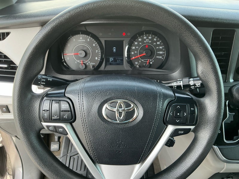 2017 Toyota Sienna