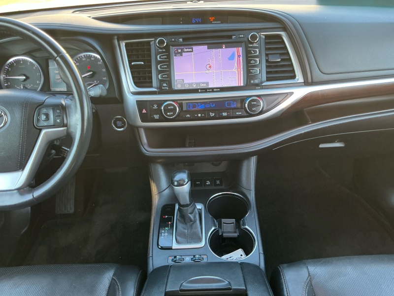 2016 Toyota Highlander