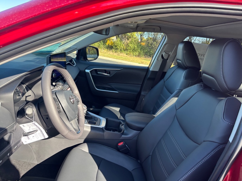 2025 Toyota RAV4
