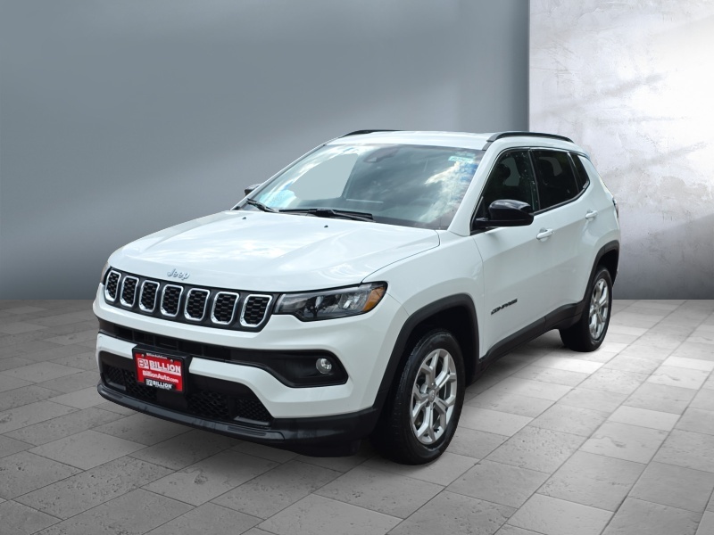 Used 2024 Jeep Compass Latitude Crossovers