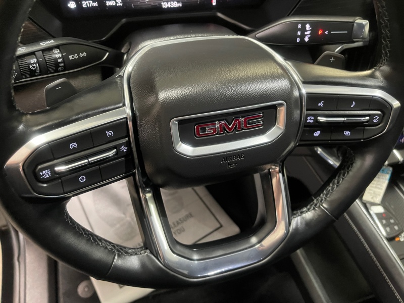 2024 GMC Acadia