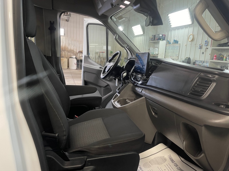 2023 Ford Transit Passenger Wagon
