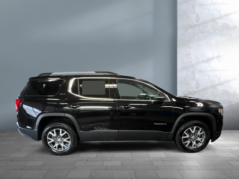2023 GMC Acadia