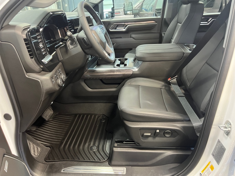 2025 Chevrolet Silverado 3500HD