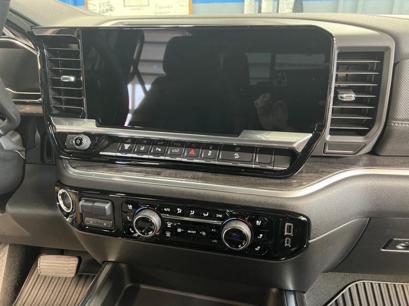 2025 Chevrolet Silverado 3500HD