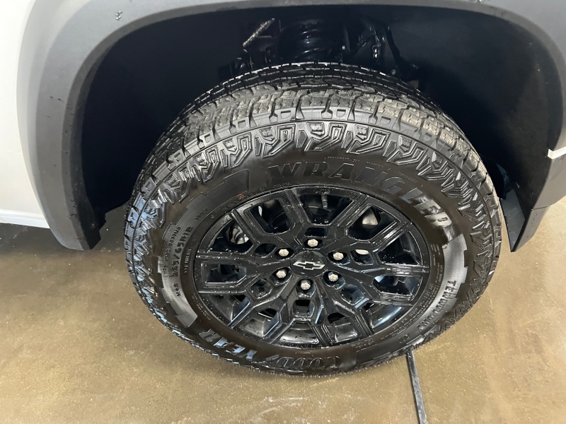 2024 Chevrolet Colorado