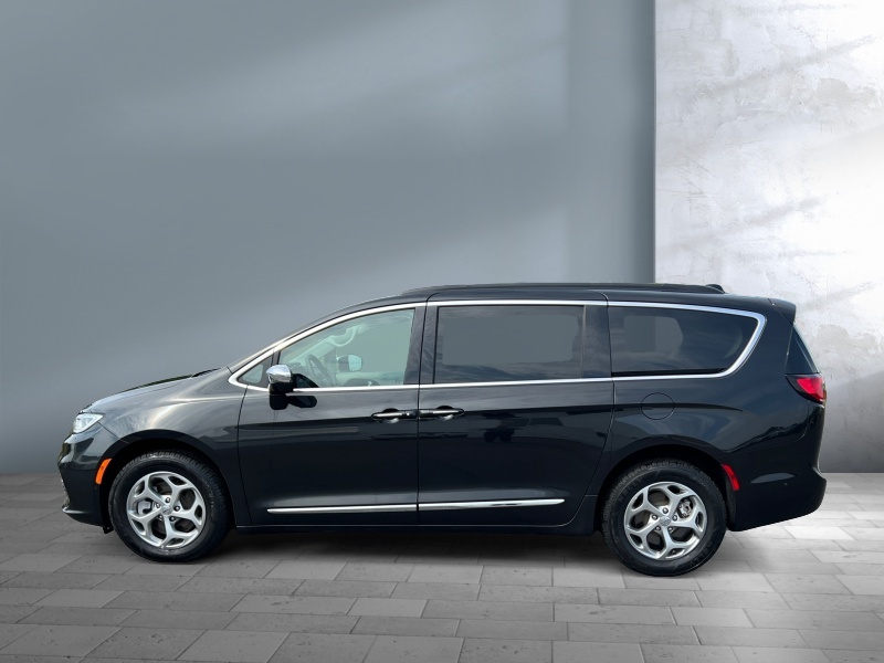 2023 Chrysler Pacifica