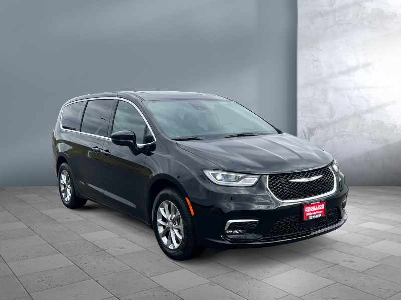 2026 Chrysler Pacifica